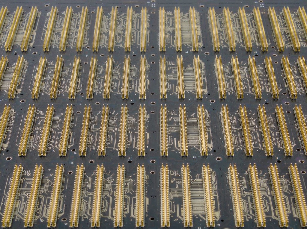 16-layer Megtron 6 backplane PCB
